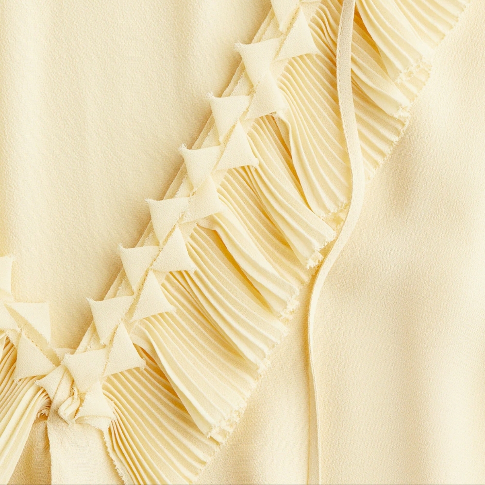 H&M Pale Yellow Ruffle V-Neck Blouse - Picture 7 of 11